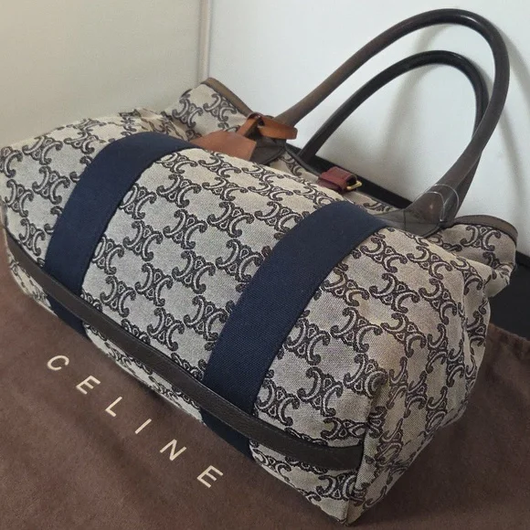 Celine 1980's Vintage Ultra Rare Collectors Piece Canvas/Leather expandable tote - Picture 15 of 17
